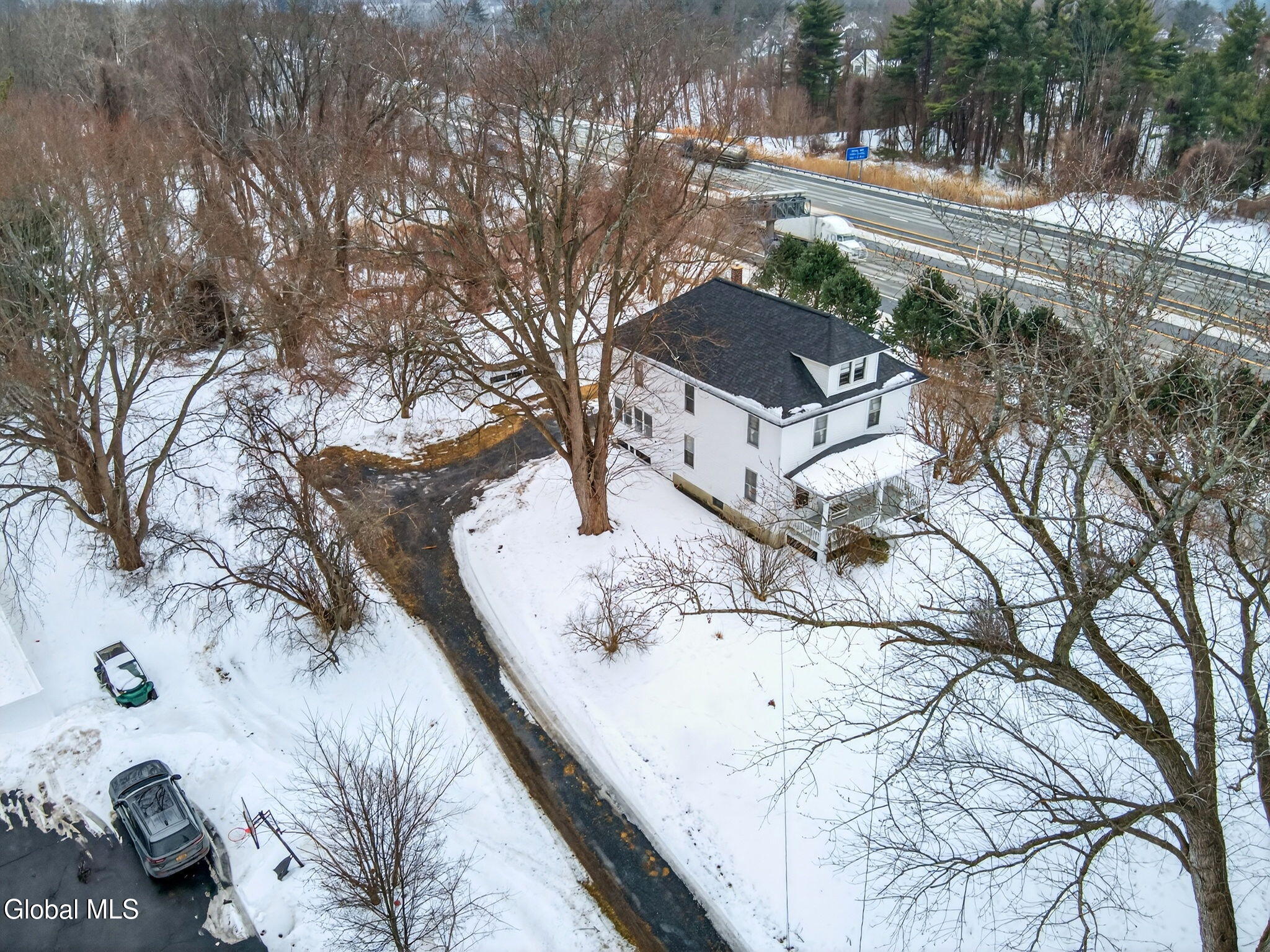 471 Russell Road Bethlehem, NY 12203 - Photo 29 of 31 29-web-or-mls-029-DJI_0358