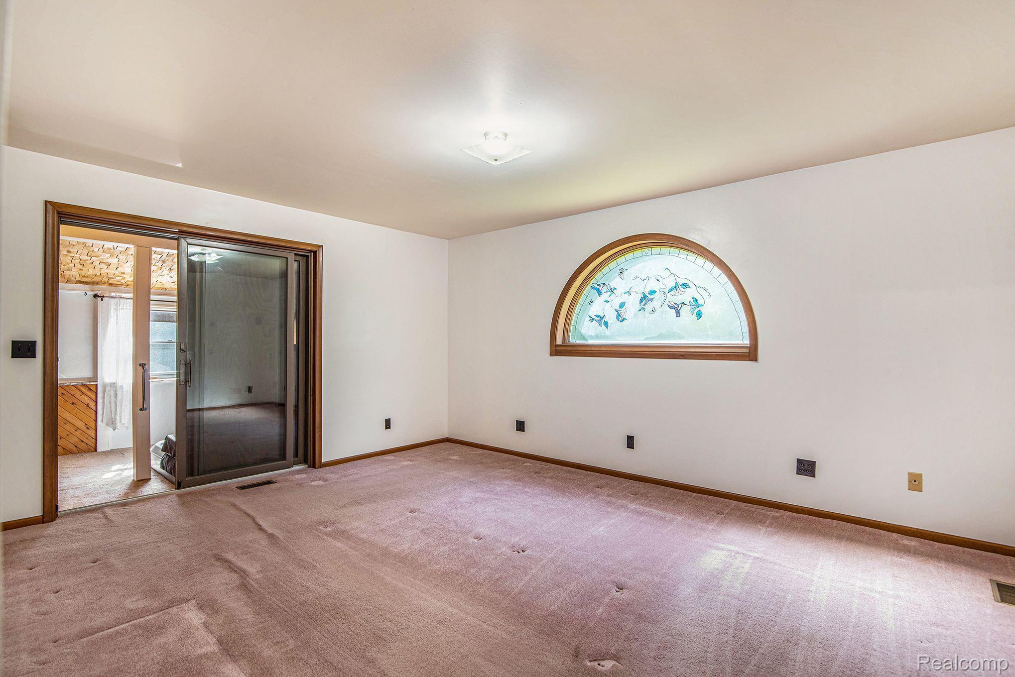 7287 Vassar Road Grand Blanc, MI 48439 - Photo 15 of 31 Gallery Image 15