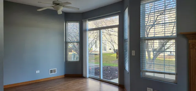 $2,300 | 5015 Elmira Court, Plainfield, IL 60586