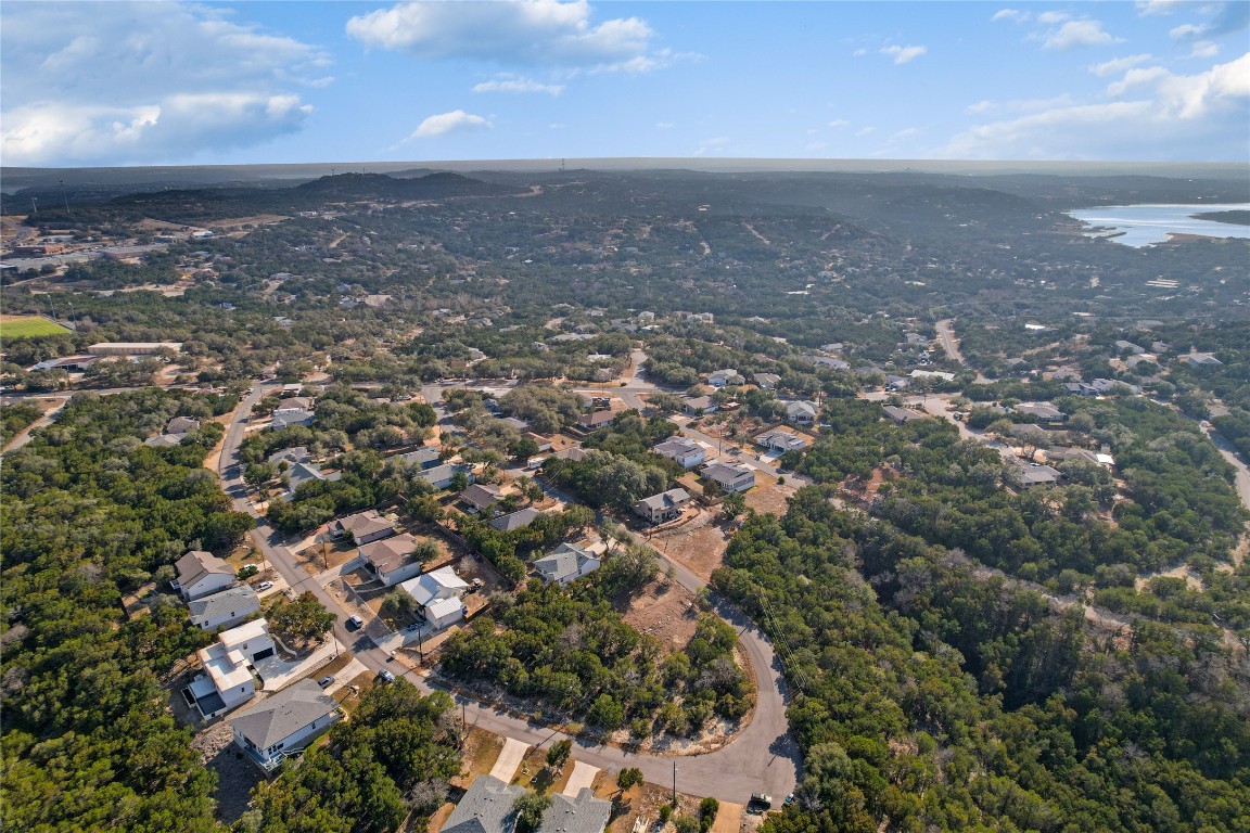 8010 Flintlock Circle Lago Vista, TX 78645 - Photo 6 of 15