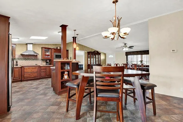 $249,000 | 2533 West Crawford Avenue, Connellsville, PA 15425