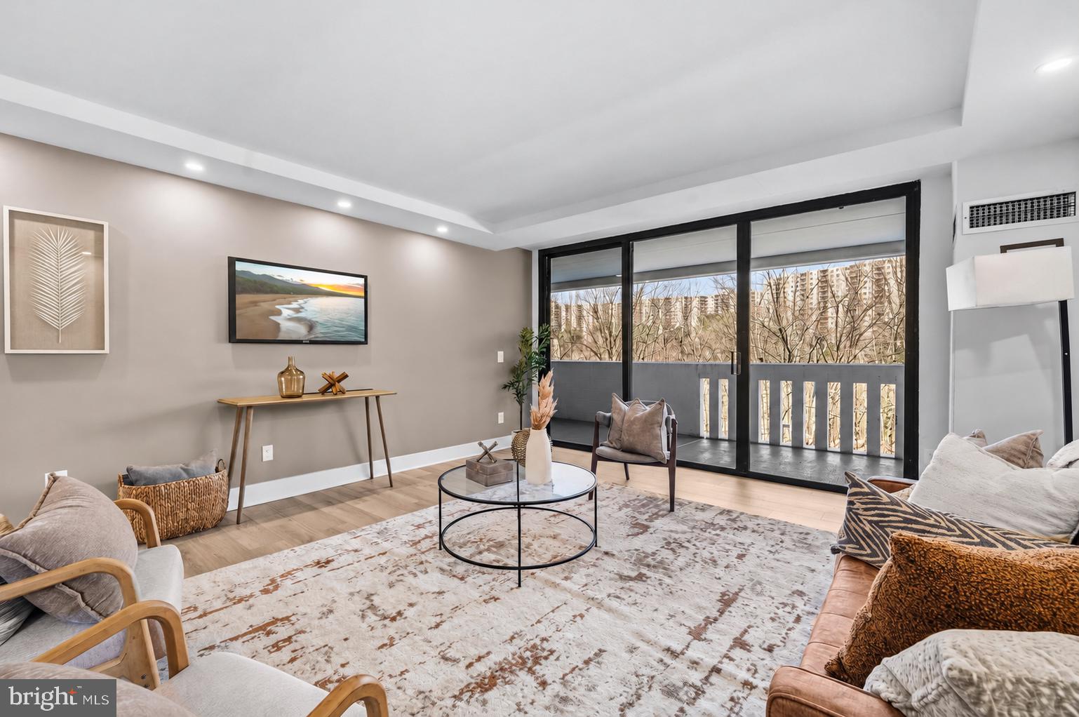 6101 Edsall Road, Unit 602 Alexandria, VA 22304 - Photo 10 of 37 Gallery Image 10