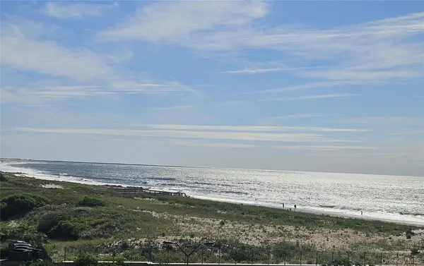 $3,300 | 2 Richmond Road, Unit 4F, Lido Beach, NY 11561