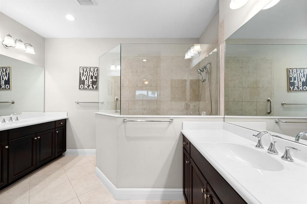 13542 Circa Crossing Drive Lithia, FL 33547 - Photo 14 of 25 Gallery Image 14