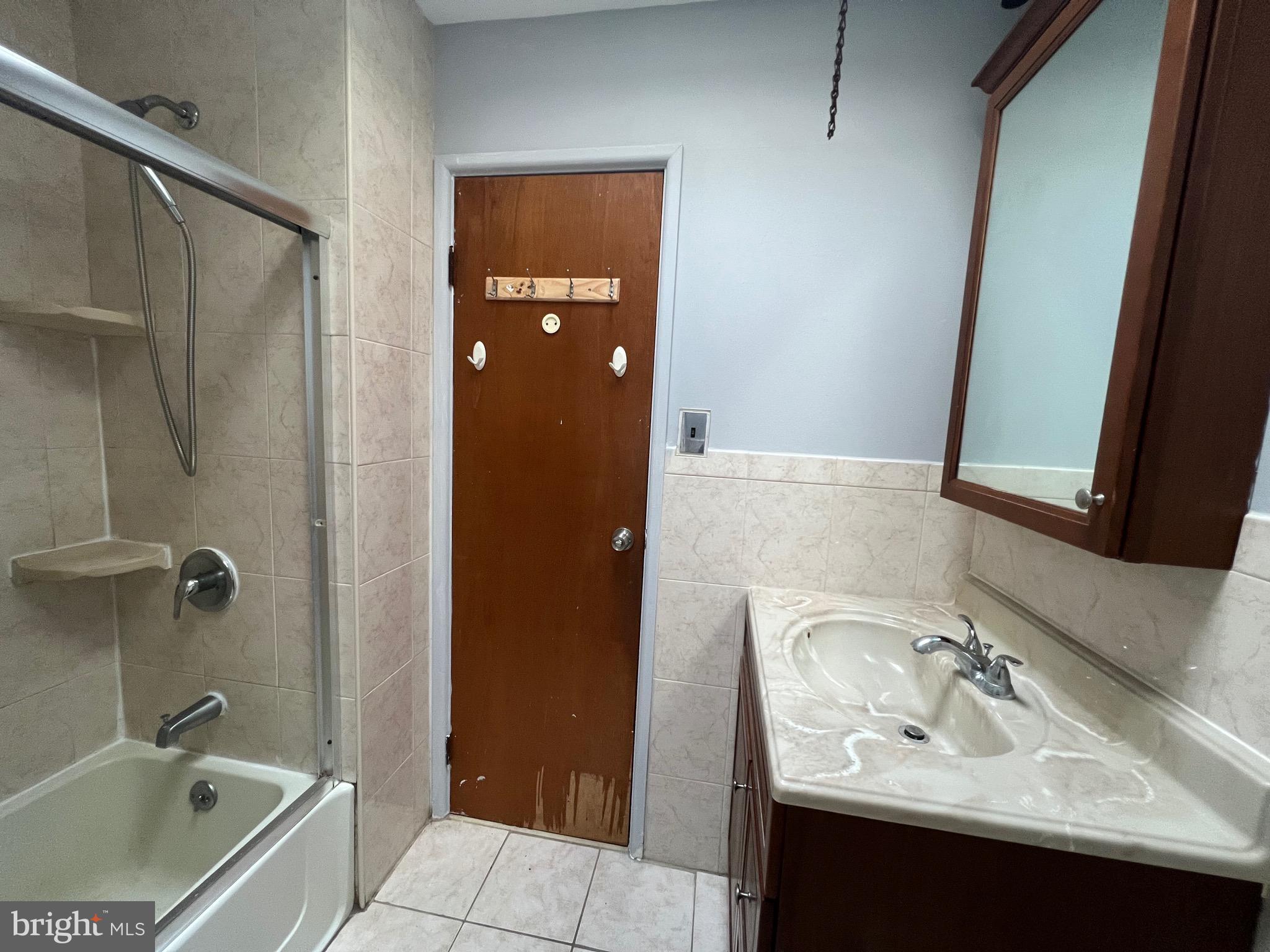 9946 Wingtip Road Philadelphia, PA 19115 - Photo 54 of 80 Gallery Image 54