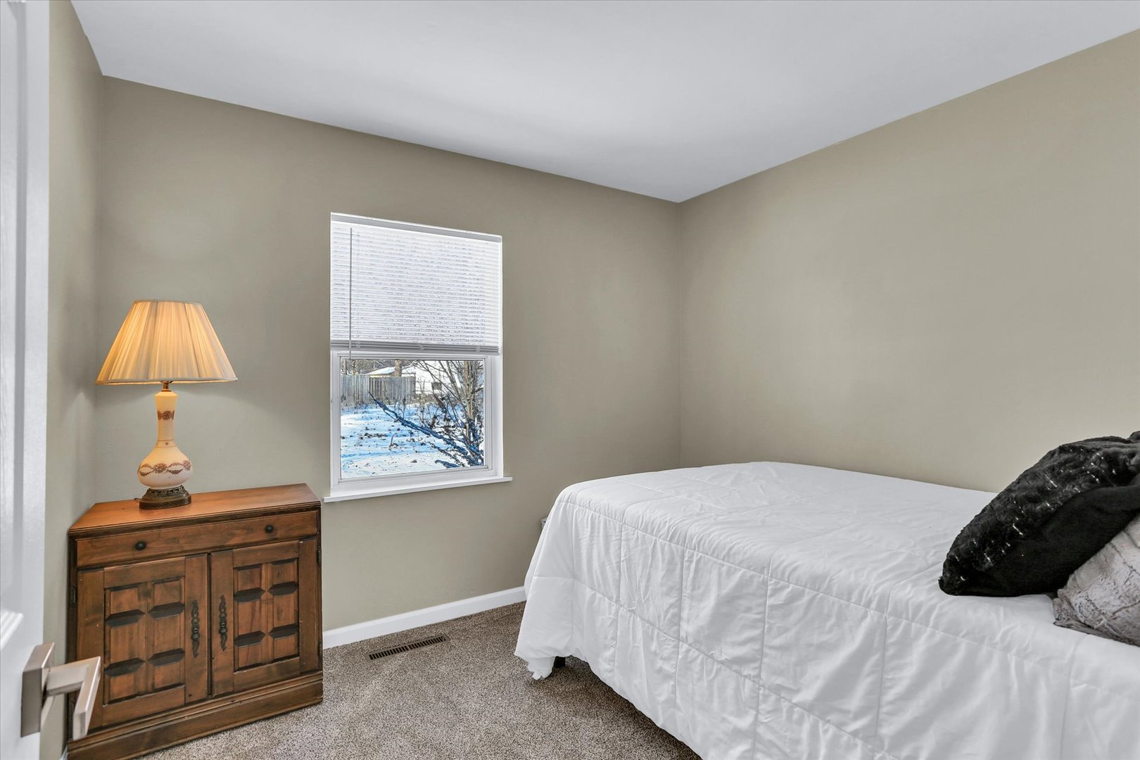 1506 Centennial Drive Champaign, IL 61821 - Photo 35 of 44