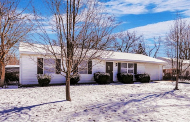 1506 Centennial Drive Champaign, IL 61821 - Photo 5 of 44