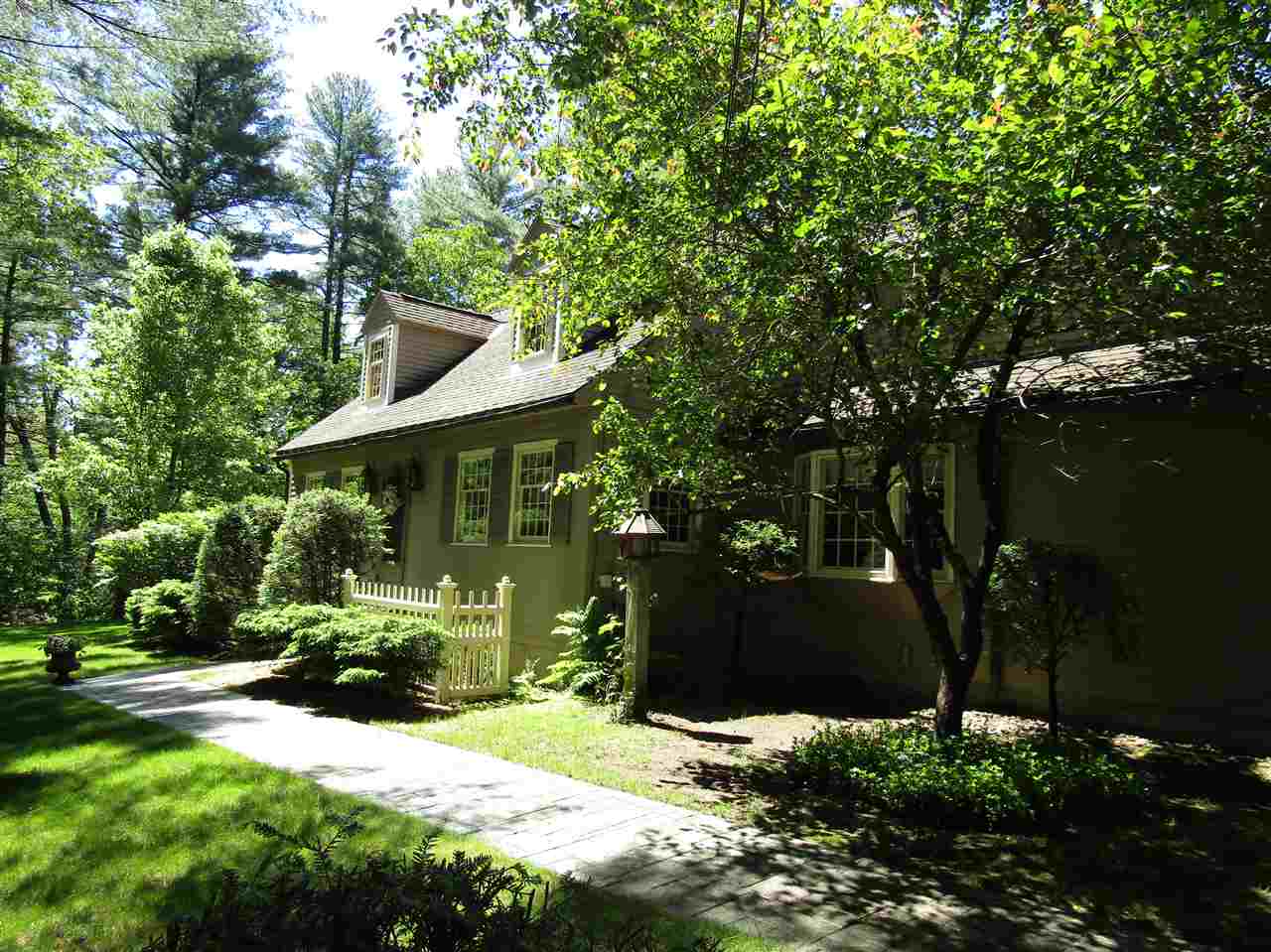123 Sand Hill Road Peterborough, NH 03458 - Photo 1 of 35 Gallery Image 1