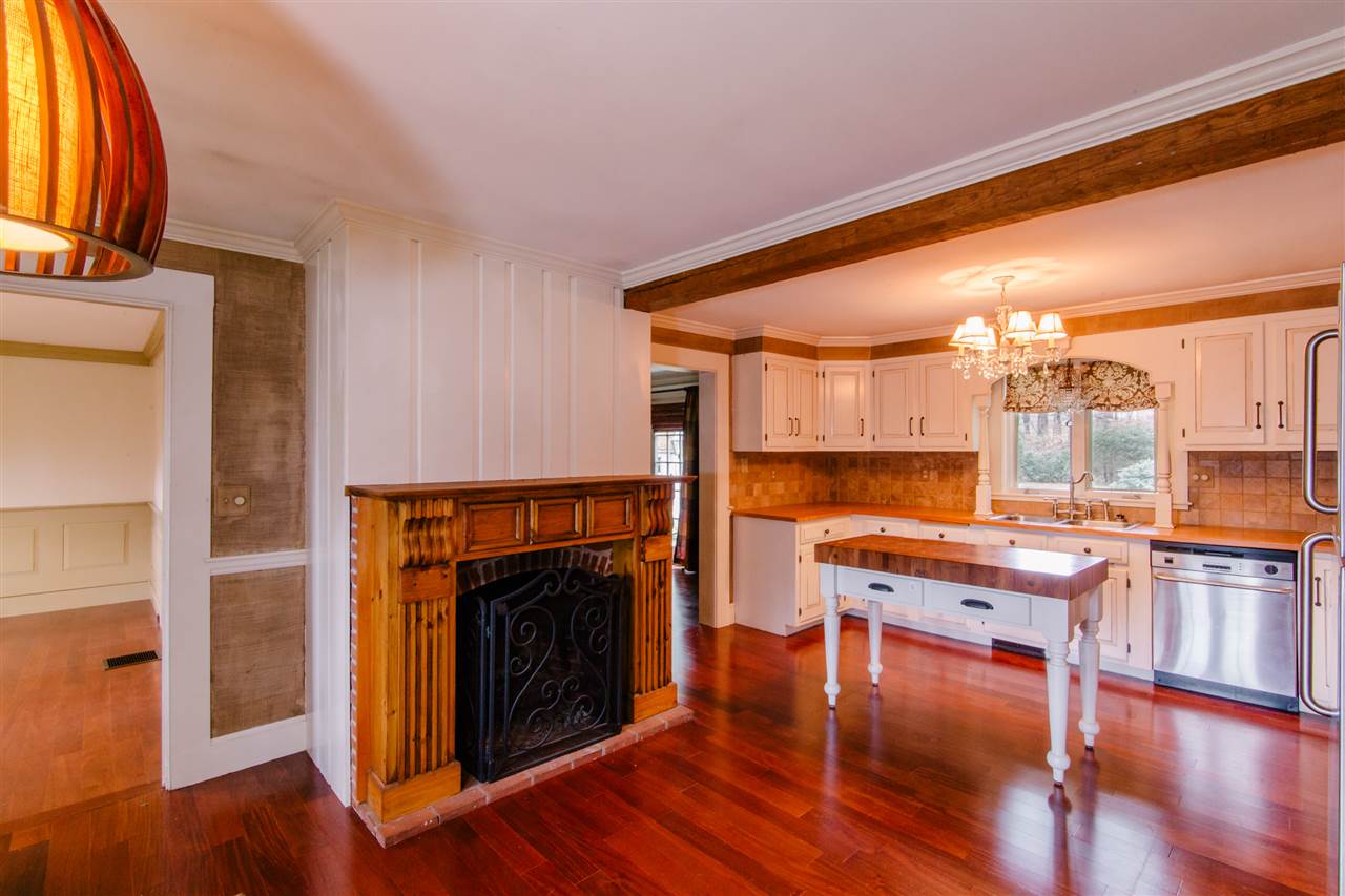 123 Sand Hill Road Peterborough, NH 03458 - Photo 2 of 35 Gallery Image 2