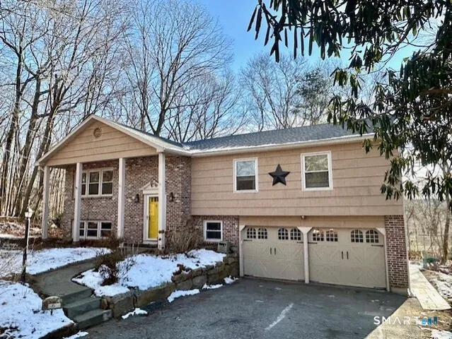 $439,900 | 6 Overlook Road, Ledyard, CT 06335