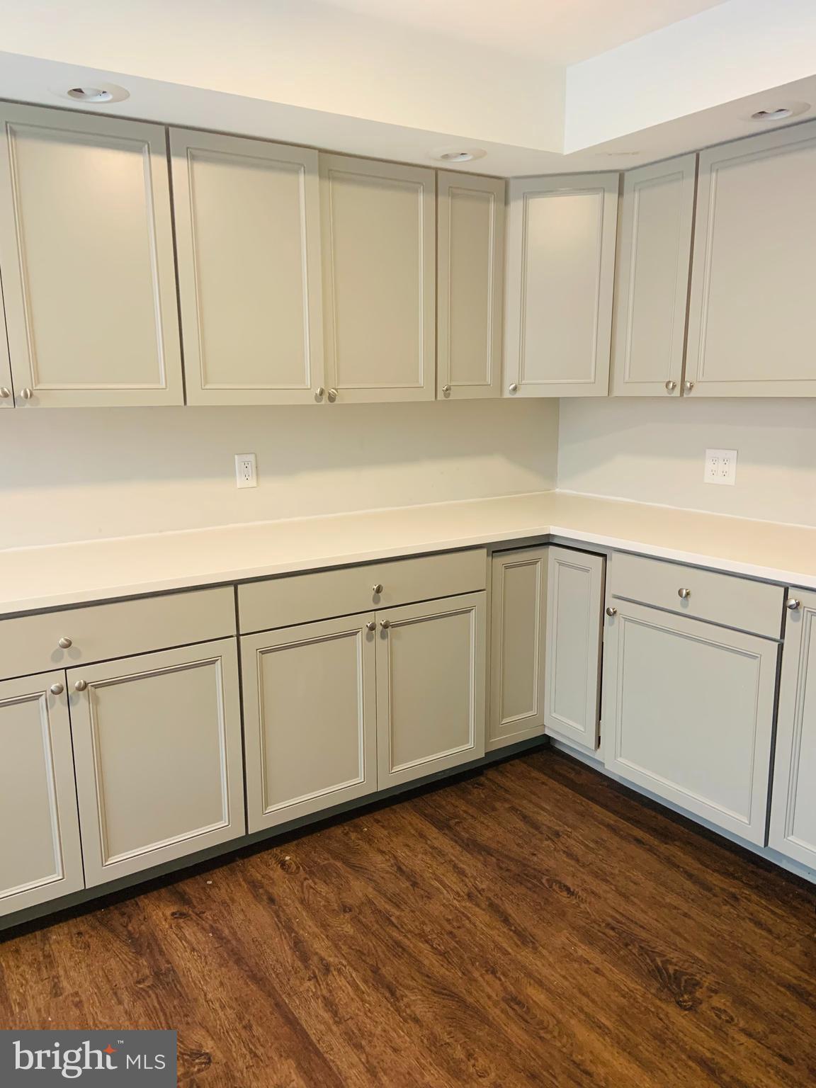 1690 Powell Road Brookhaven, PA 19015 - Photo 4 of 17