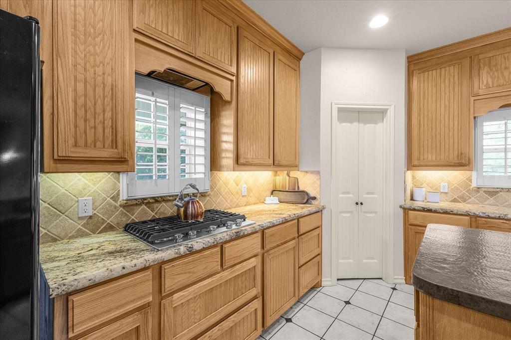 2405 Cold Springs Road Weatherford, TX 76088 - Photo 5 of 40 Gallery Image 5