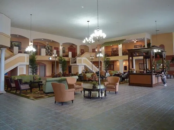 $1,950 | 268 Saxony Circle, Unit 268, Delray Beach, FL 33446
