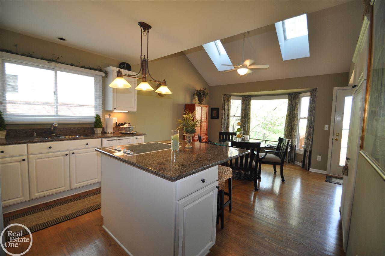 3295 Fulham Drive Rochester Hills, MI 48309 - Photo 11 of 27