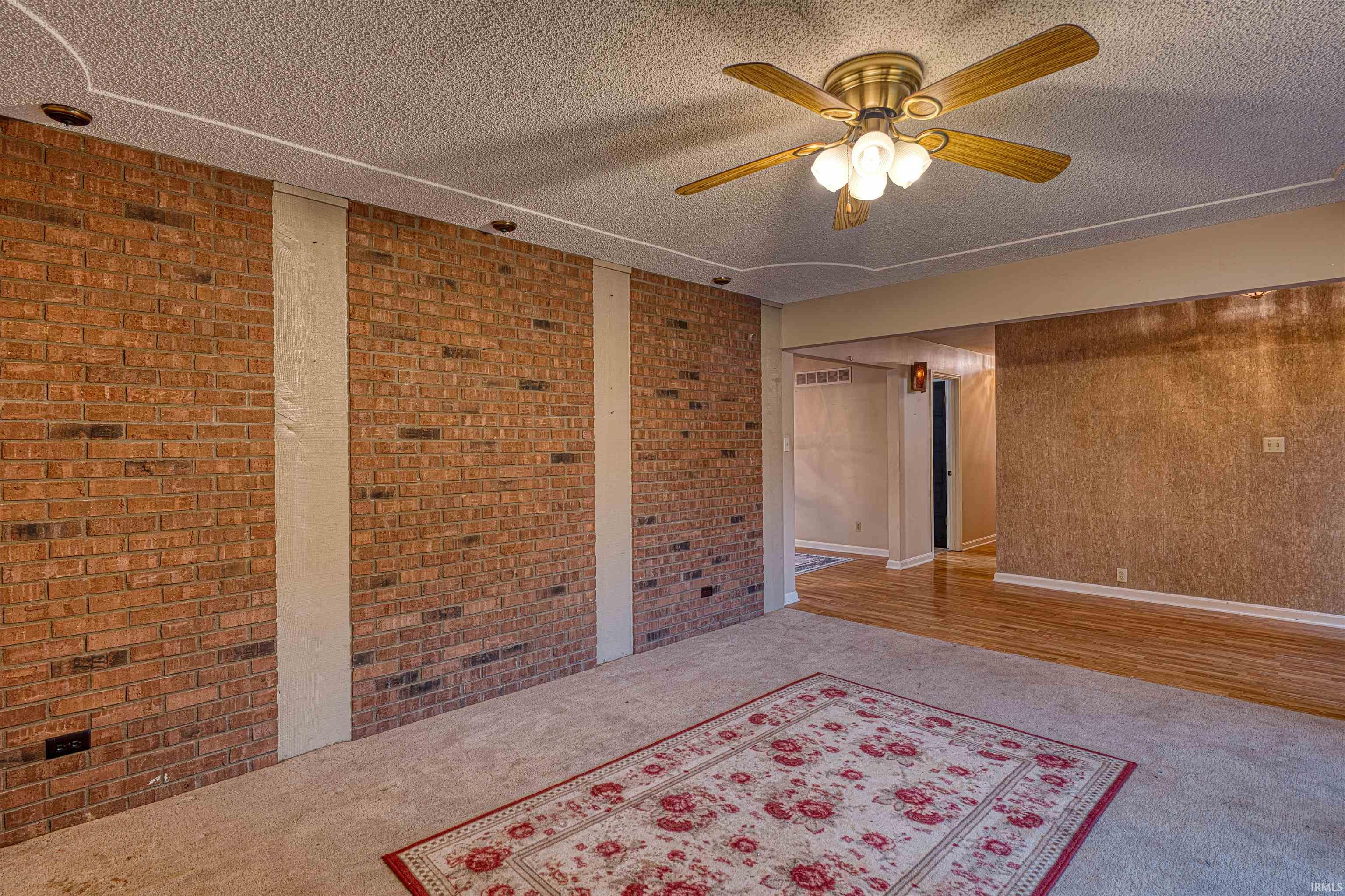 8000 Maple Lane Newburgh, IN 47630 - Photo 7 of 34