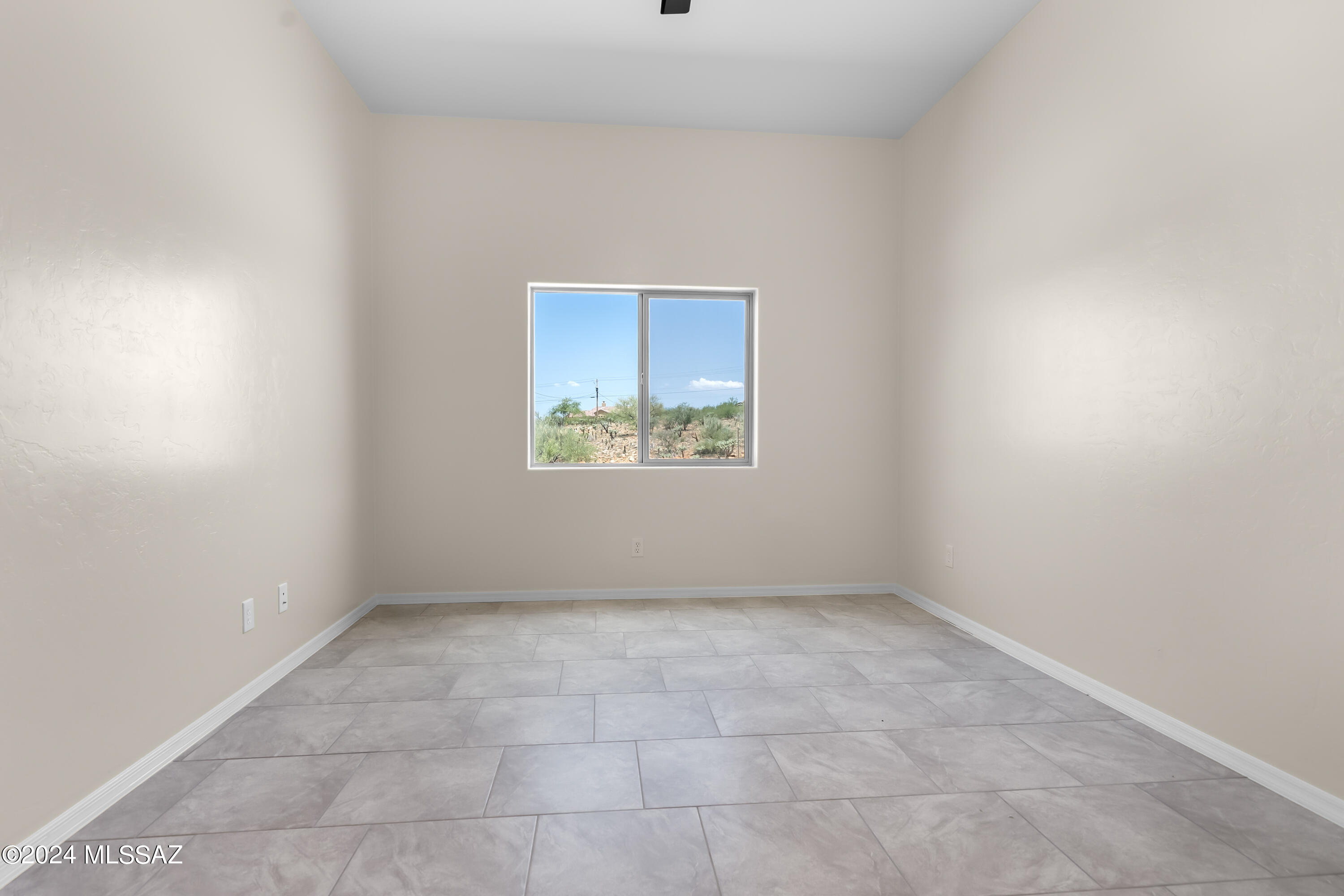 1661 Círculo Ballena Rio Rico, AZ 85648 - Photo 22 of 26