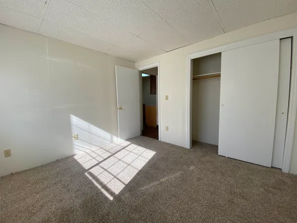 $1,809 | 3861 Brown Avenue, Unit 28, Manchester, NH 03103