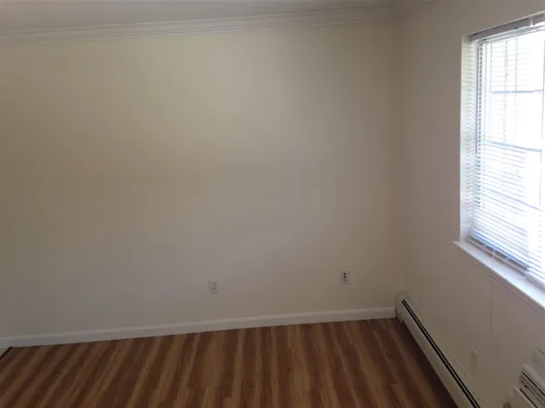 $1,809 | 3861 Brown Avenue, Unit 28, Manchester, NH 03103