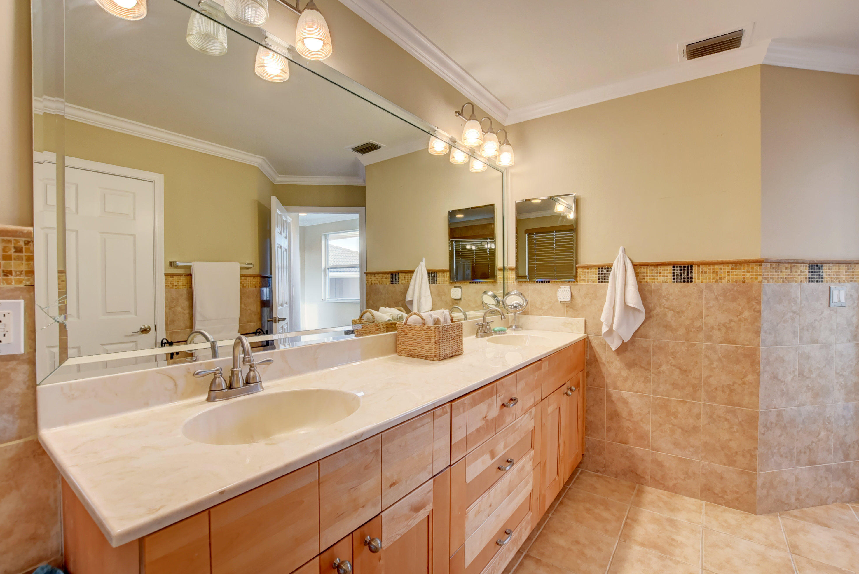20282 Monteverdi Circle Boca Raton, FL 33498 - Photo 40 of 71 46_ebf_1443and4more