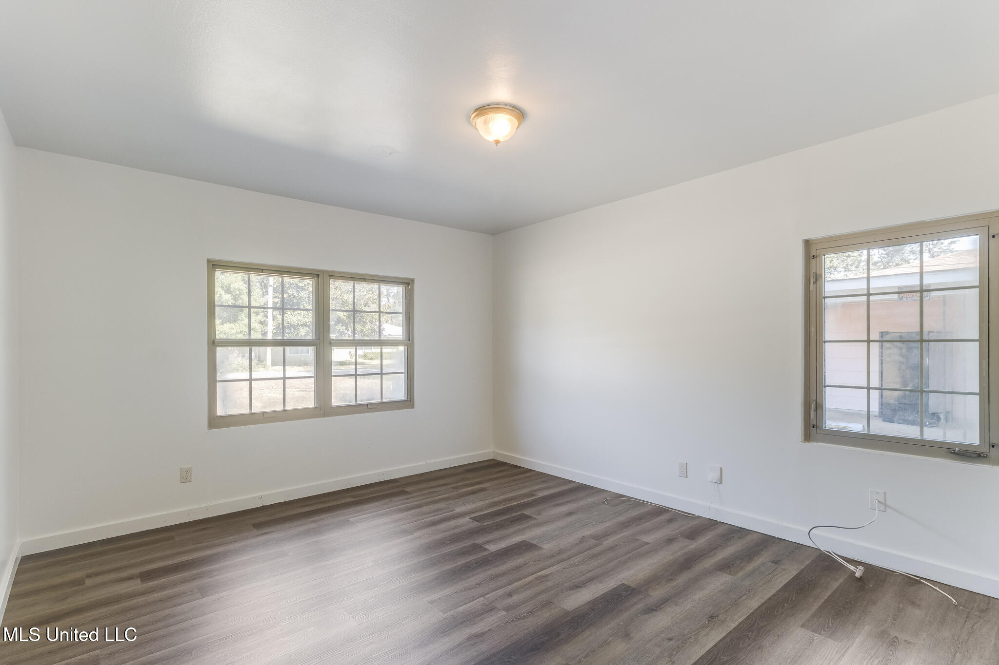 215 Ridgeway Avenue Gulfport, MS 39507 - Photo 12 of 20 IMG_1668