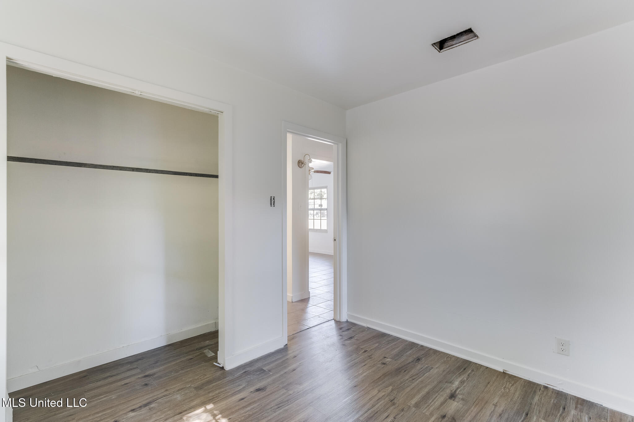 215 Ridgeway Avenue Gulfport, MS 39507 - Photo 13 of 20 IMG_1686