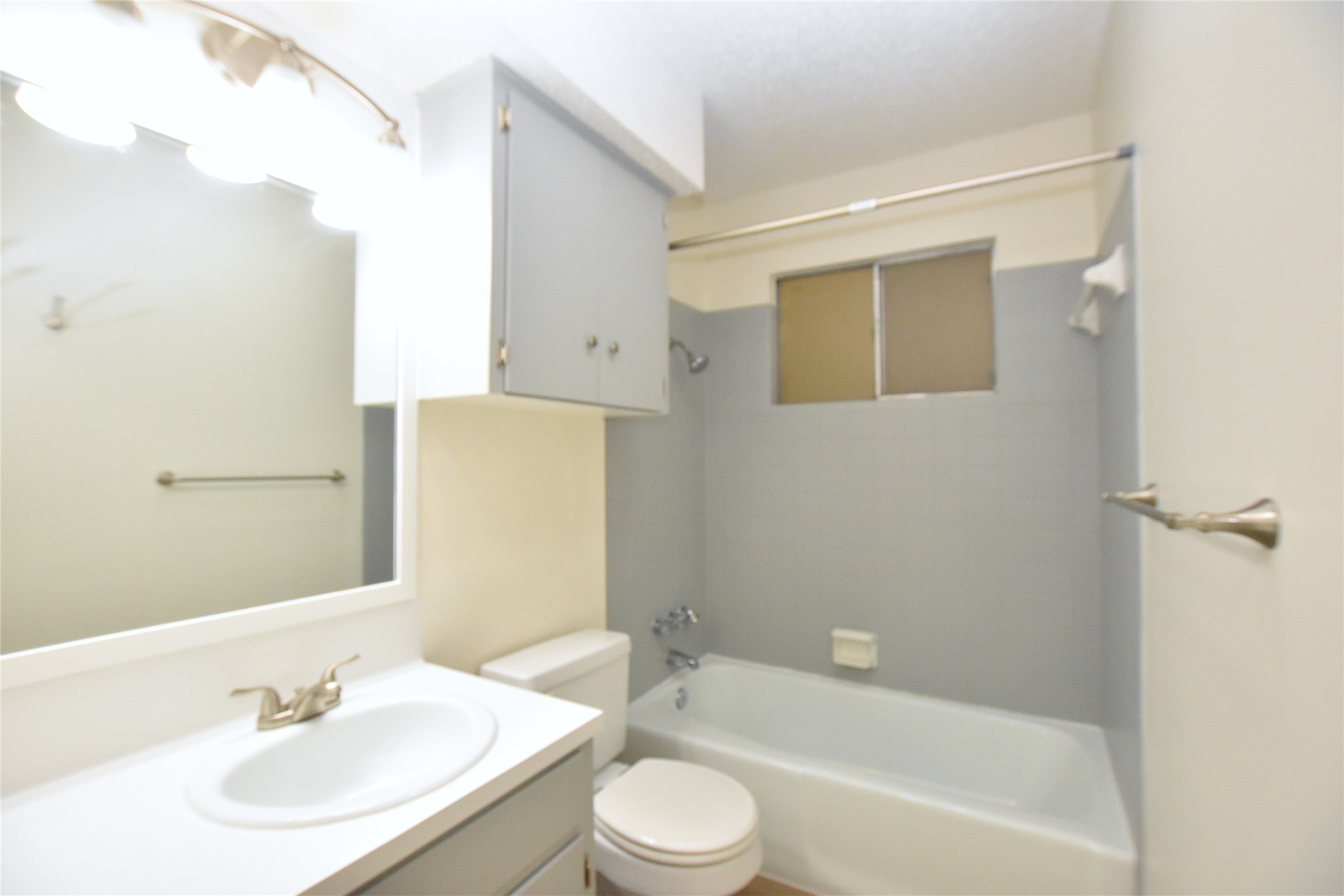1905 Toro Canyon Road, Unit A Austin, TX 78746 - Photo 13 of 19