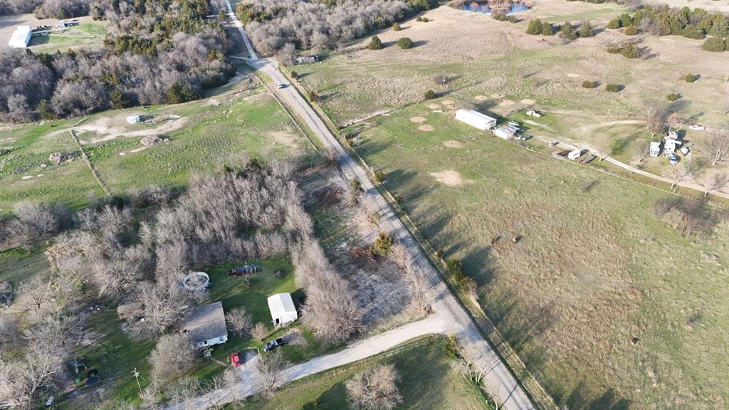 16 Ranch Rd Circle Farmersville, TX 75442 - Photo 8 of 16 a view of building