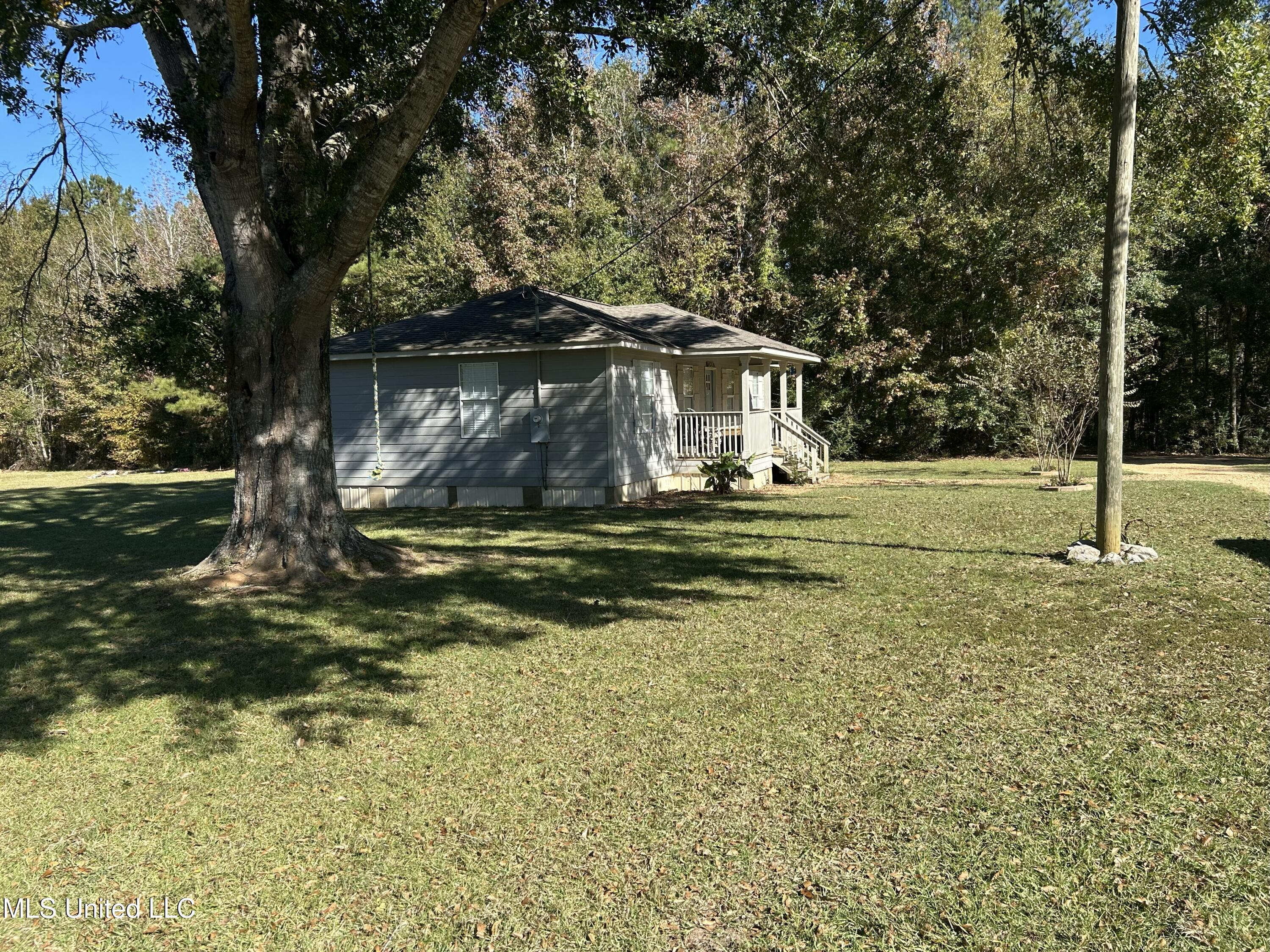 2435 Tiger Trail Southwest Brookhaven, MS 39601 - Photo 17 of 26 IMG_5442