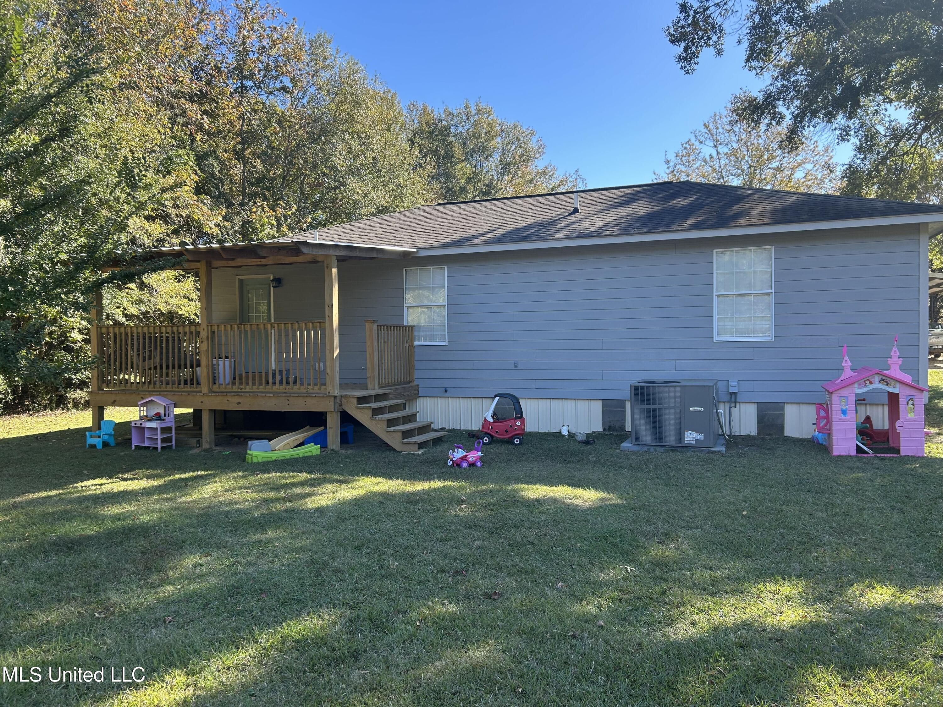 2435 Tiger Trail Southwest Brookhaven, MS 39601 - Photo 18 of 26 IMG_5441