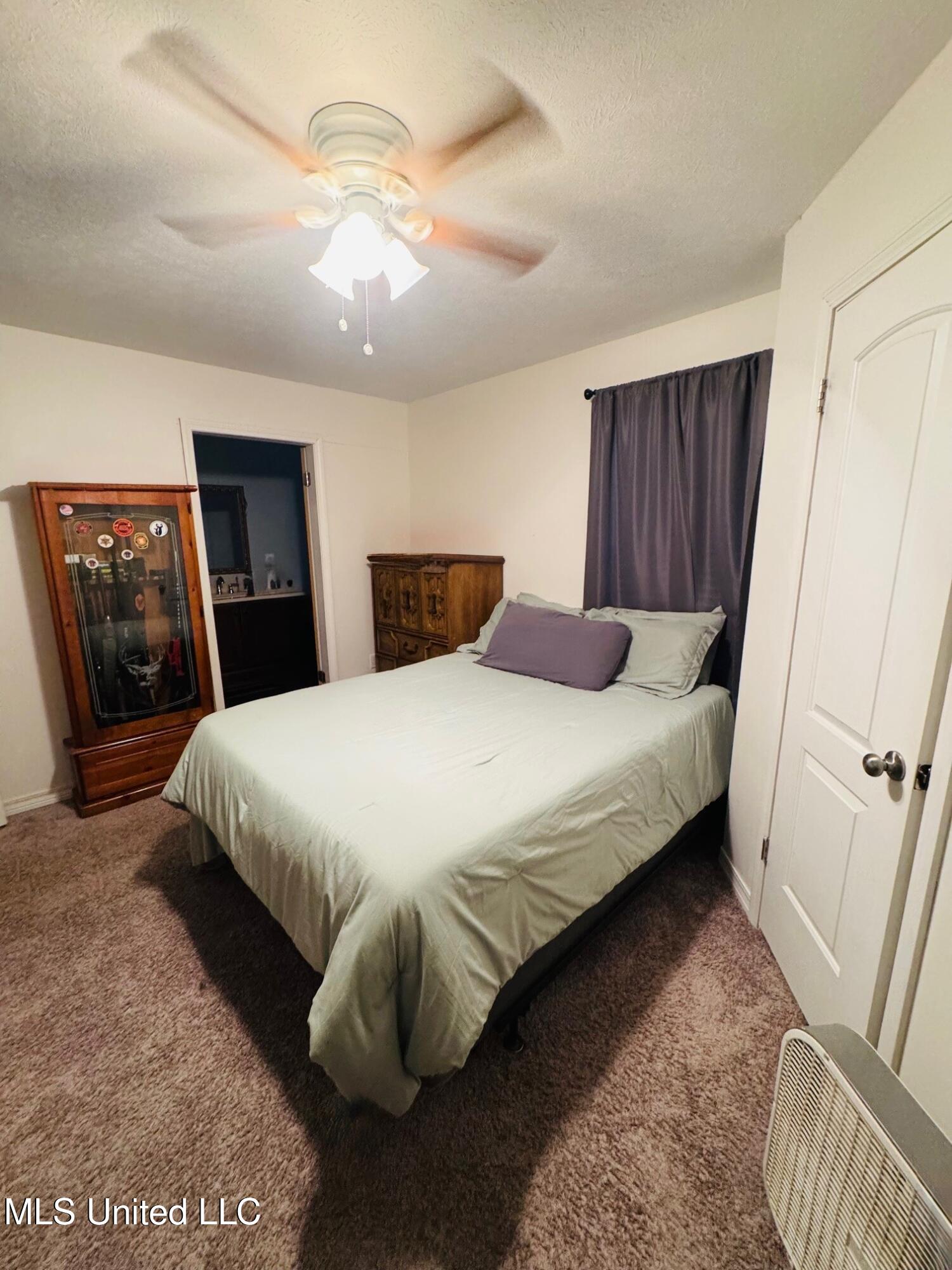 2435 Tiger Trail Southwest Brookhaven, MS 39601 - Photo 8 of 26 thumbnail_IMG_9776