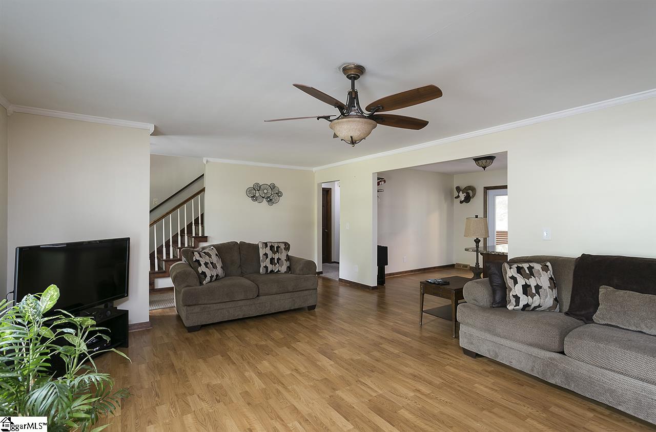 906 Standing Springs Road Greenville, SC 29605 - Photo 6 of 26 Gallery Image 6