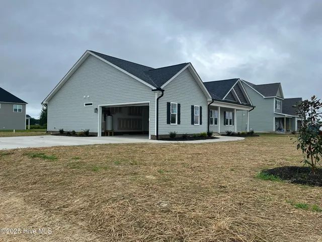 $314,900 | 268 Fields Road, Unit LOT 02, Pikeville, NC 27863