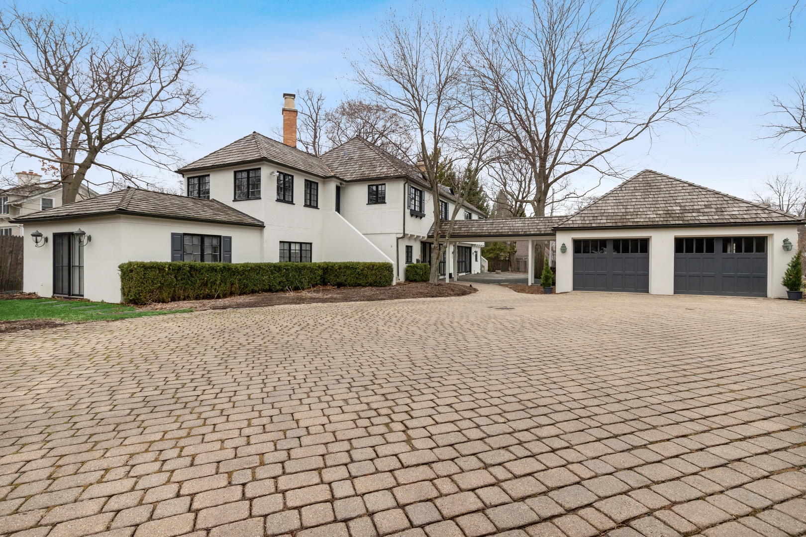 751 North Sheridan Road Lake Forest, IL 60045 - Photo 2 of 36