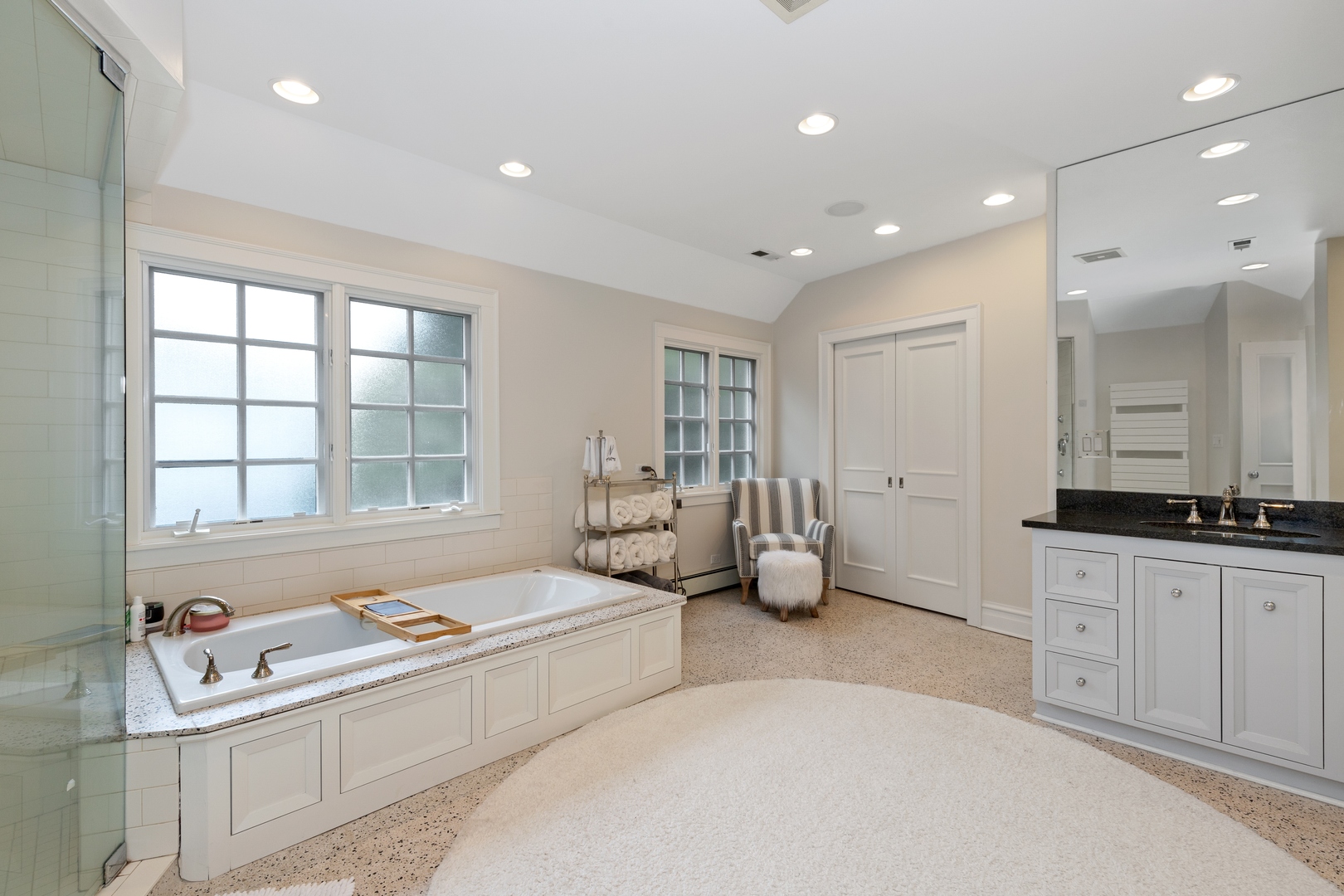 751 North Sheridan Road Lake Forest, IL 60045 - Photo 21 of 36