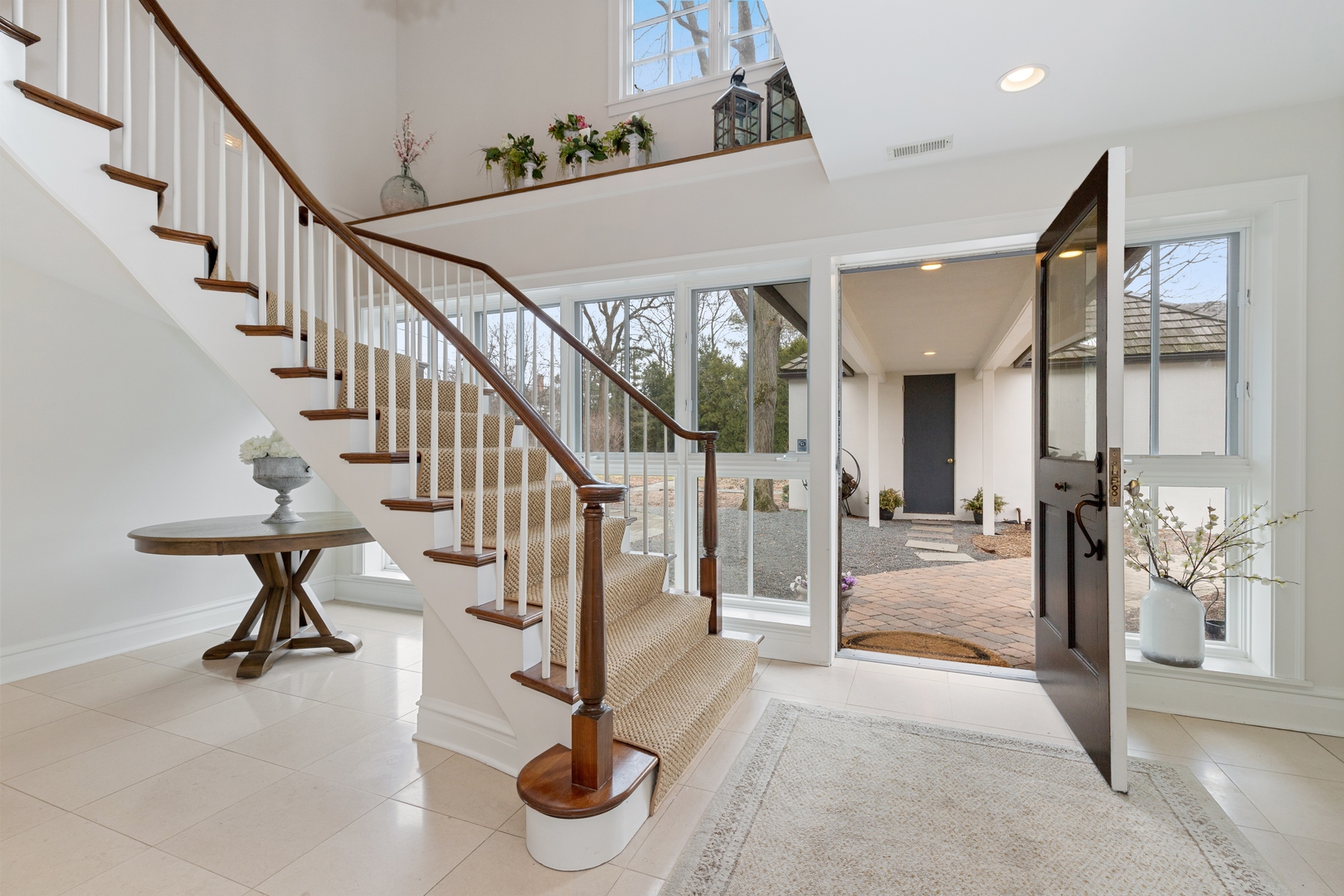 751 North Sheridan Road Lake Forest, IL 60045 - Photo 5 of 36