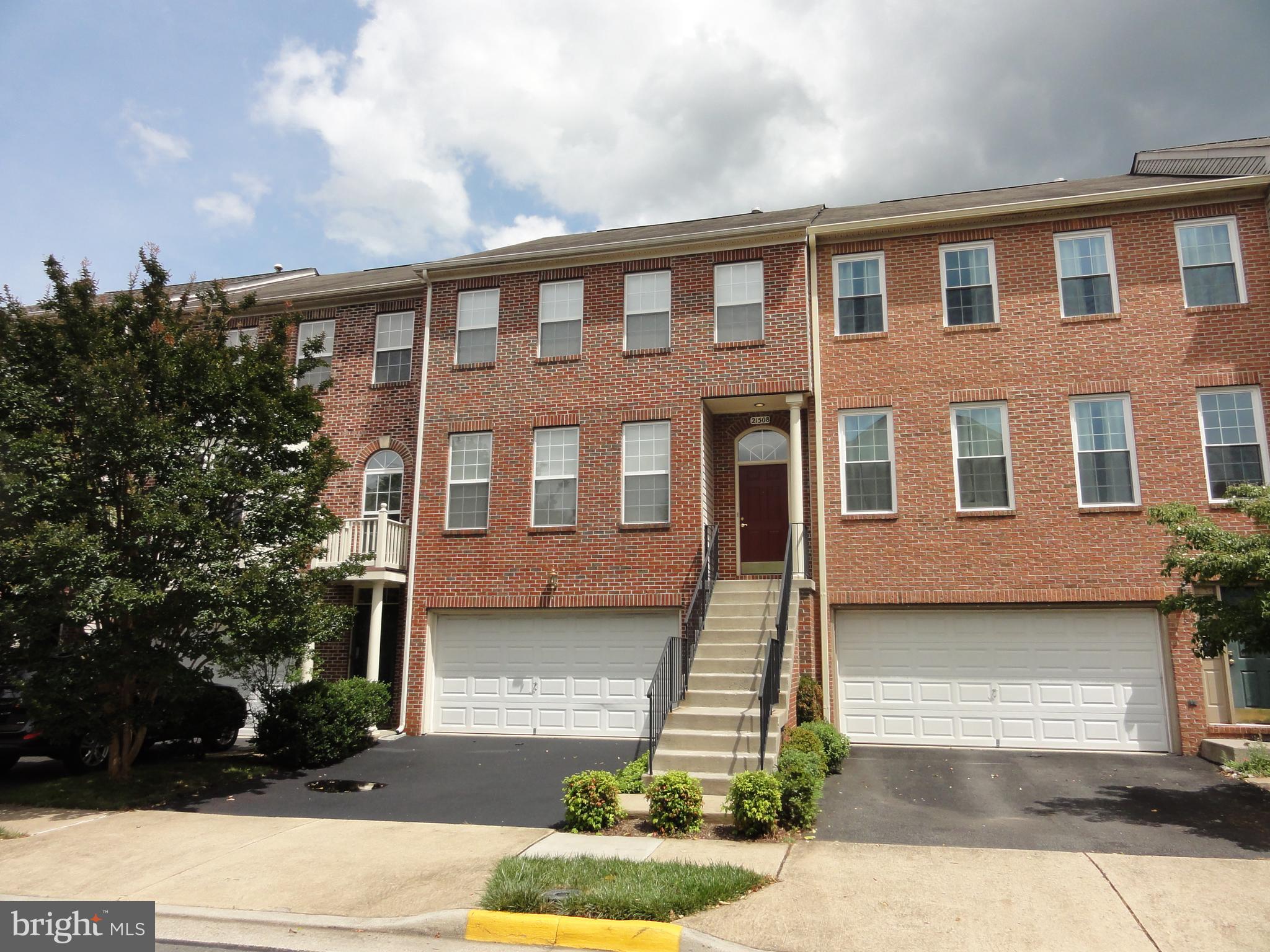 21508 Tamarack Ridge Square Sterling, VA 20164 - Photo 38 of 45 Welcome!
