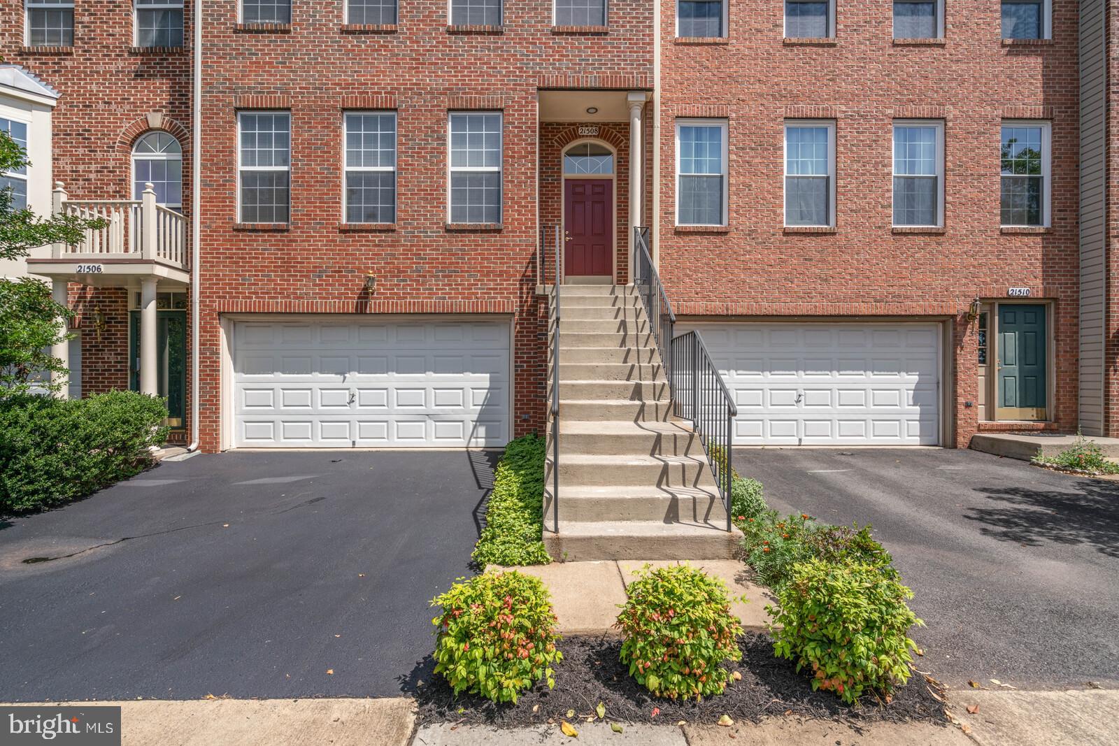 21508 Tamarack Ridge Square Sterling, VA 20164 - Photo 43 of 45 Front