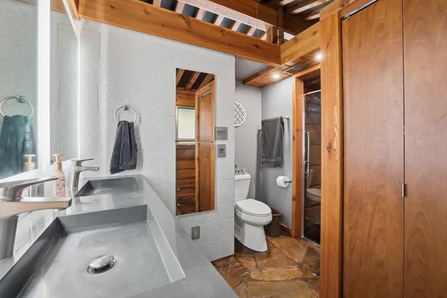 $639,000 | 436 Thomas Road, Wales, WI 53183