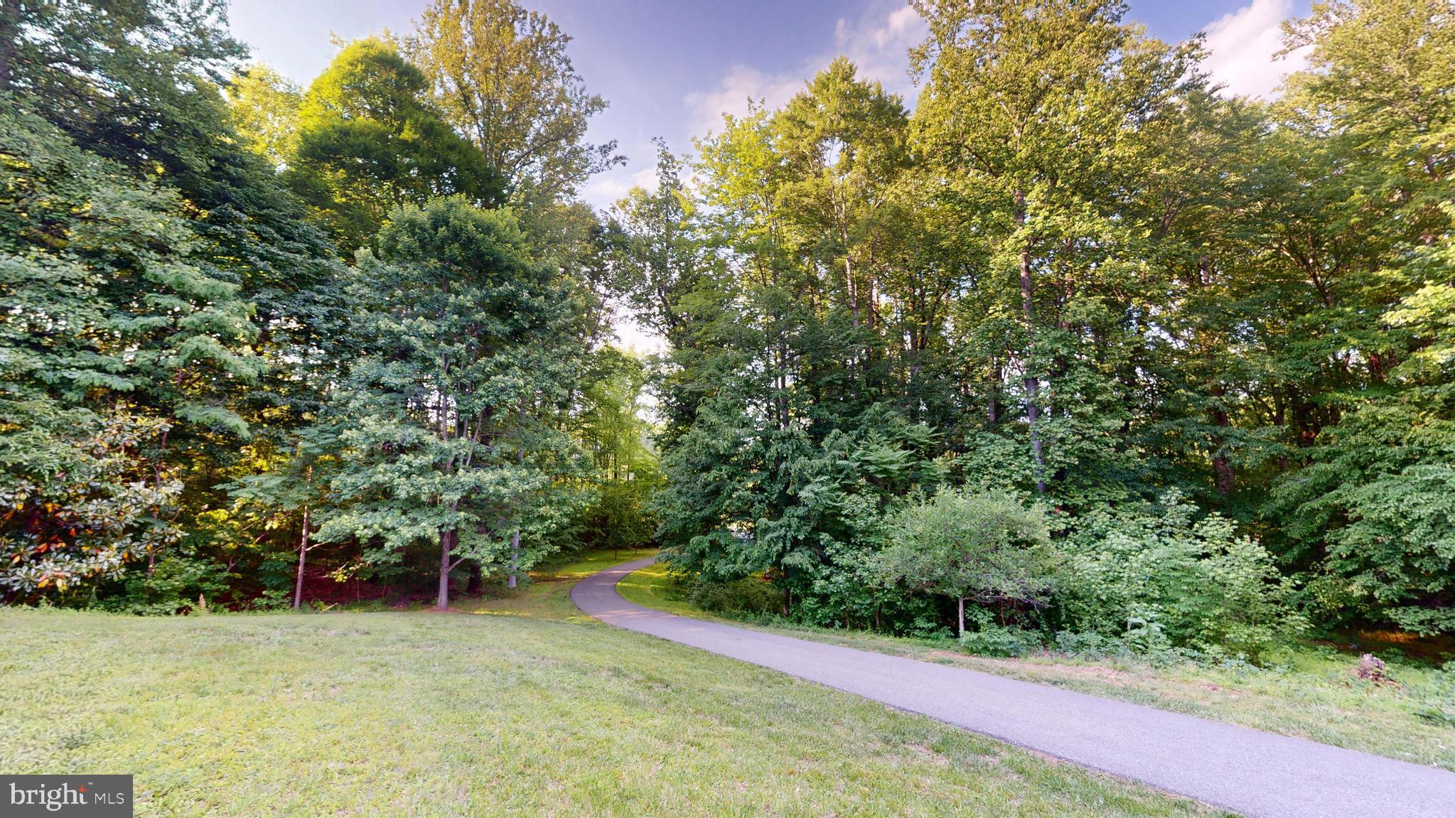 11901 Cross Rd Trail Brandywine, MD 20613 - Photo 66 of 86 Paved driveway
