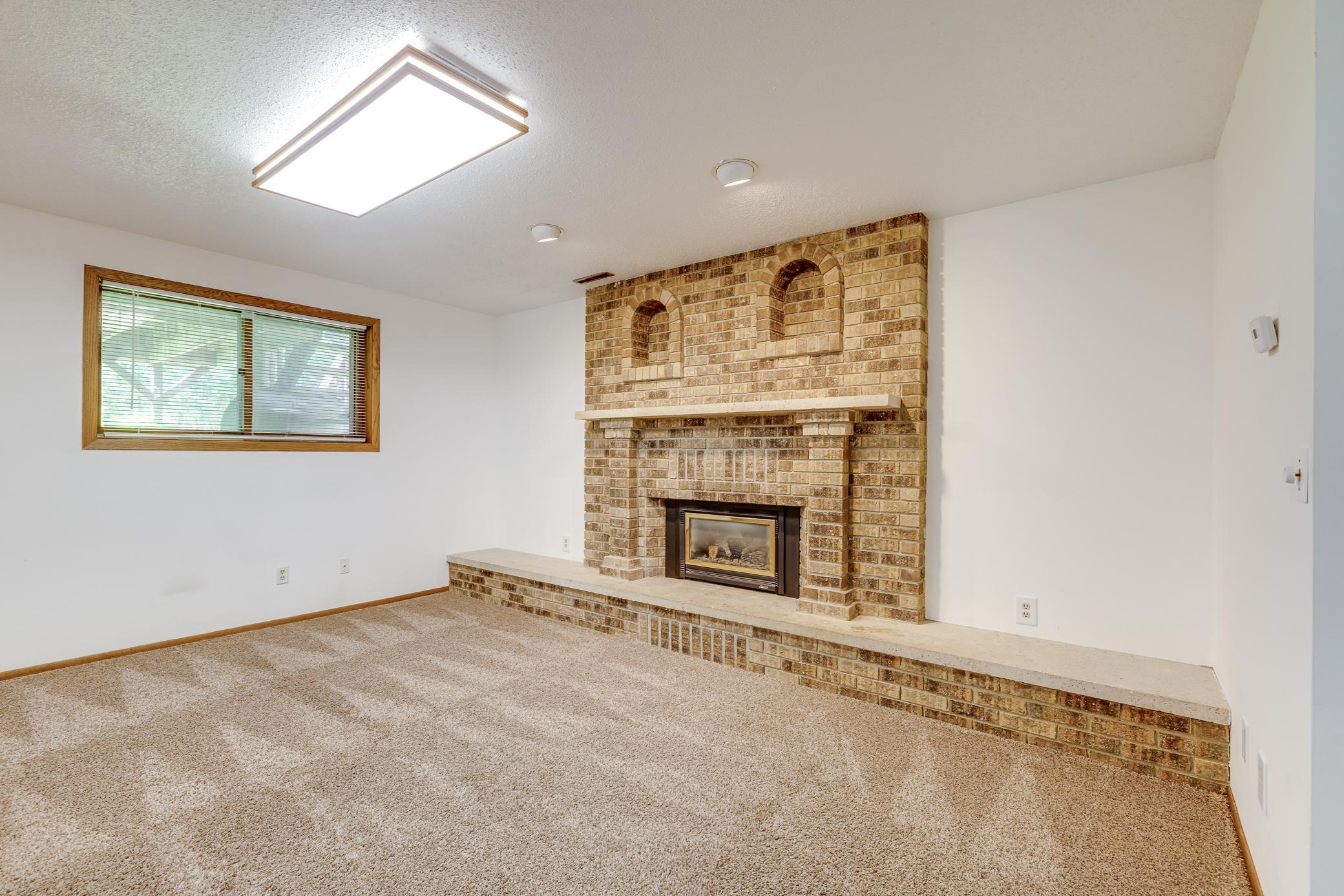 3418 Chalet View Lane Northwest Rochester, MN 55901 - Photo 12 of 28