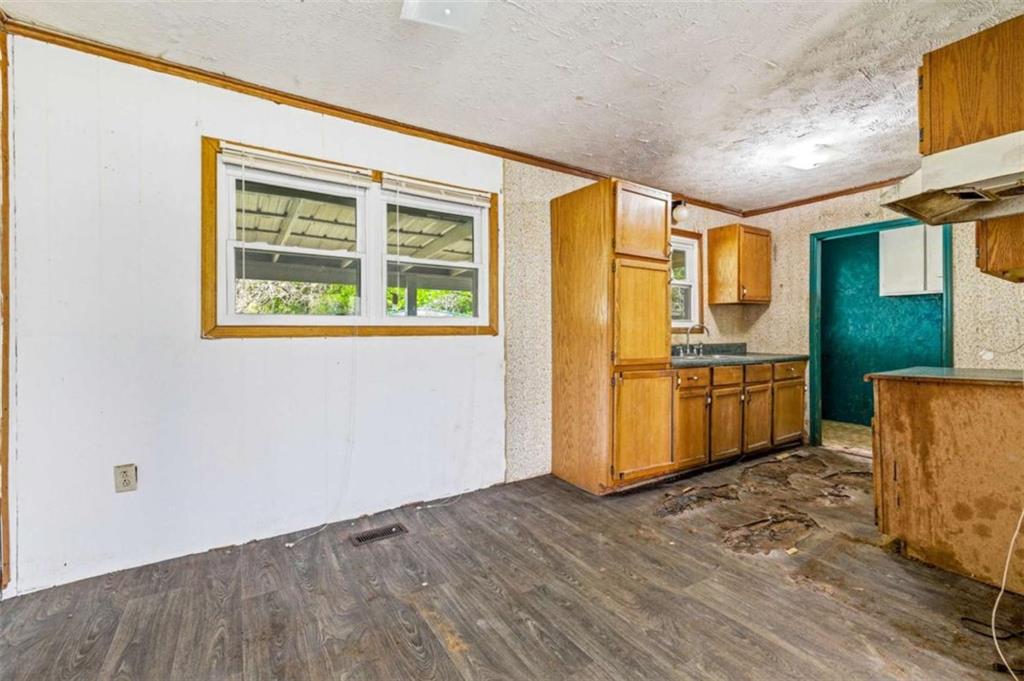 667 West O Smith Road Jefferson, GA 30549 - Photo 5 of 22