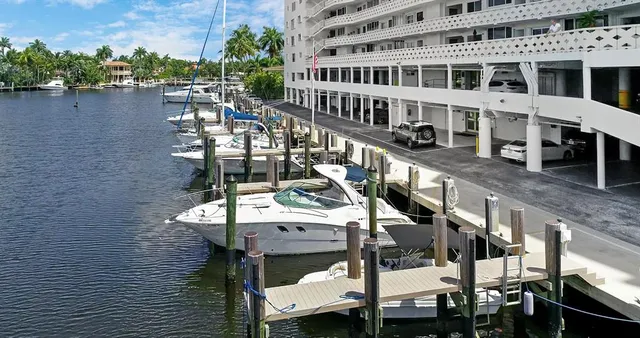 $899,000 | 333 Sunset Drive, Unit 208, Fort Lauderdale, FL 33301