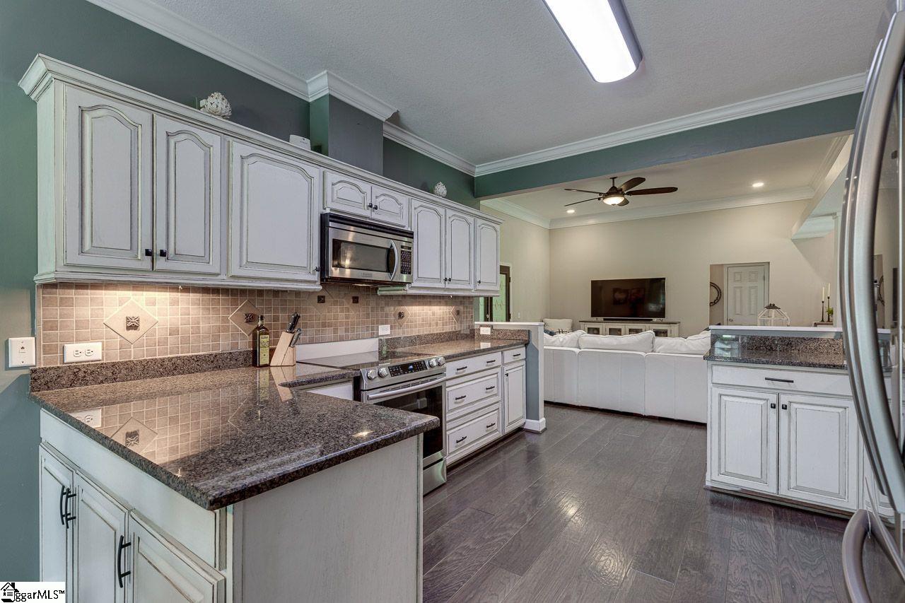 413 North Flat Rock Road Piedmont, SC 29673 - Photo 8 of 36 Gallery Image 8