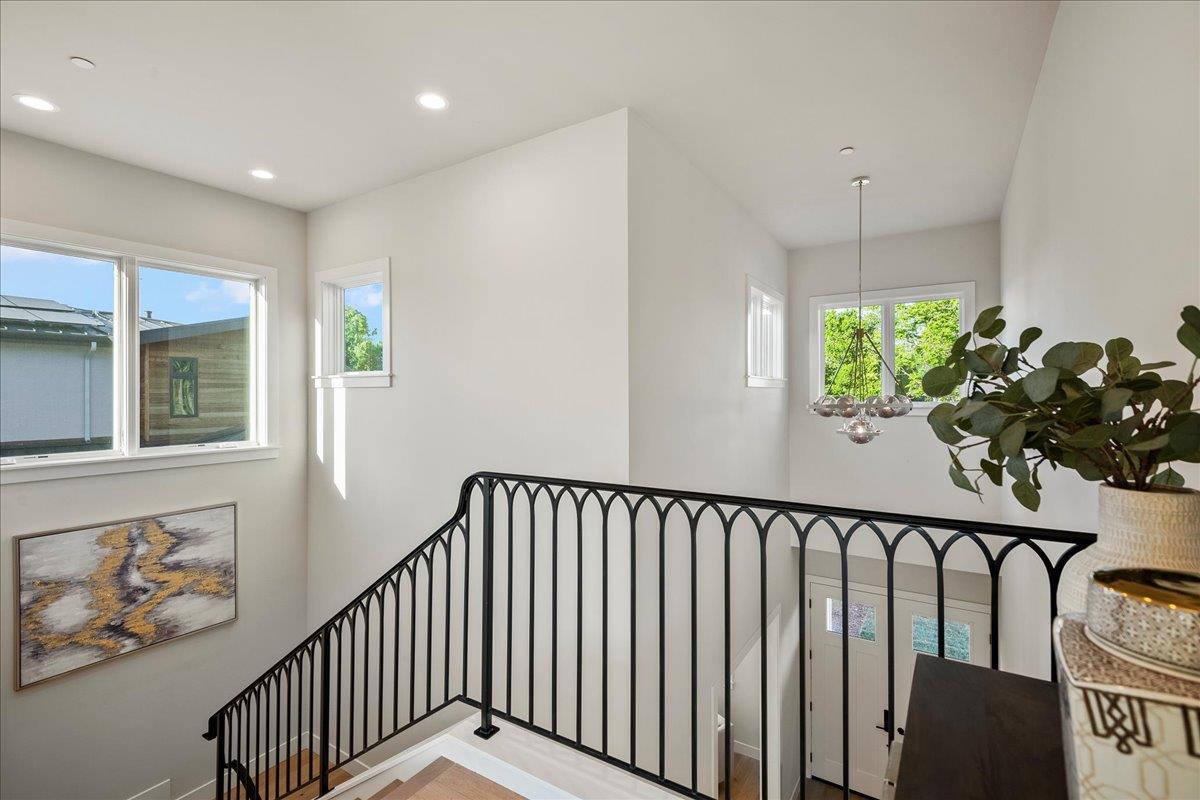 1327 Burrows Road Campbell, CA 95008 - Photo 25 of 64 Gallery Image 25
