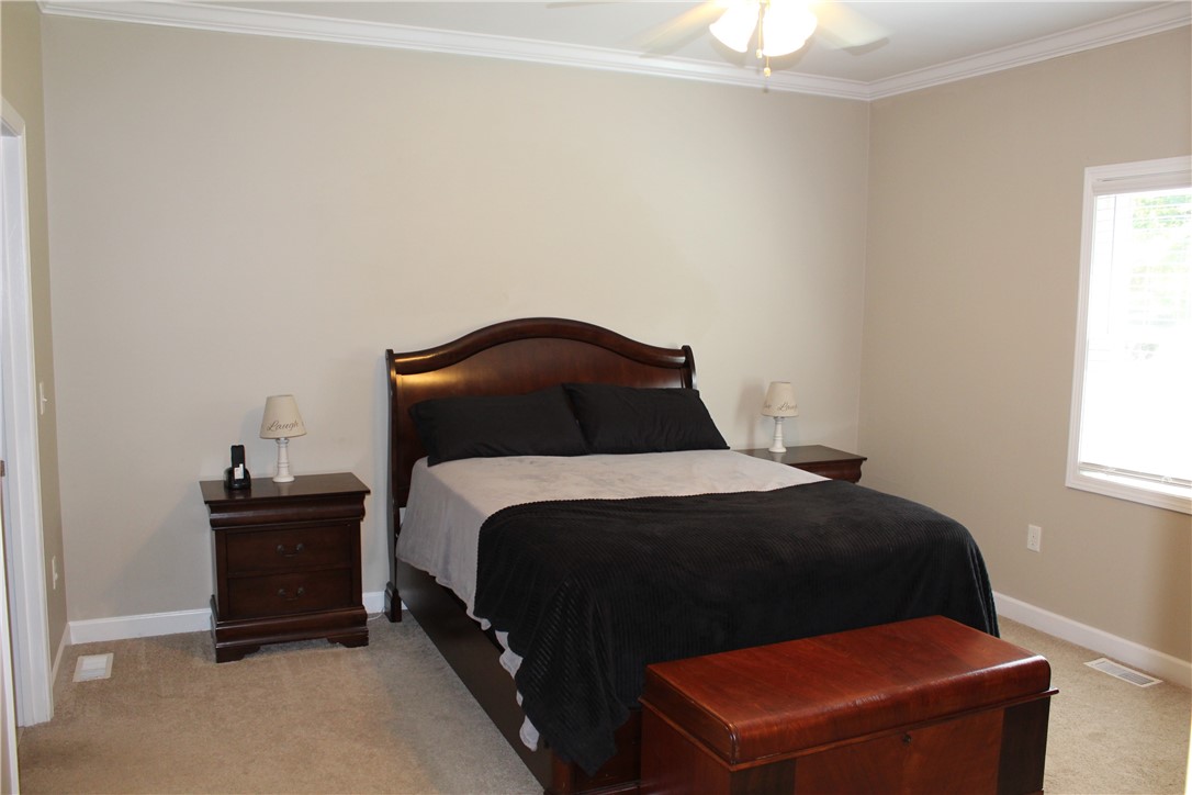 207 Boxwood Lane Anderson, SC 29621 - Photo 11 of 18 Gallery Image 11