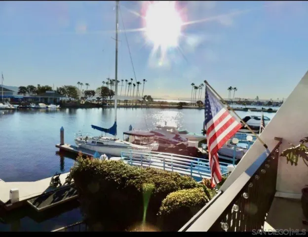 $1,799,000 | 10 Antigua Court, Coronado, CA 92118