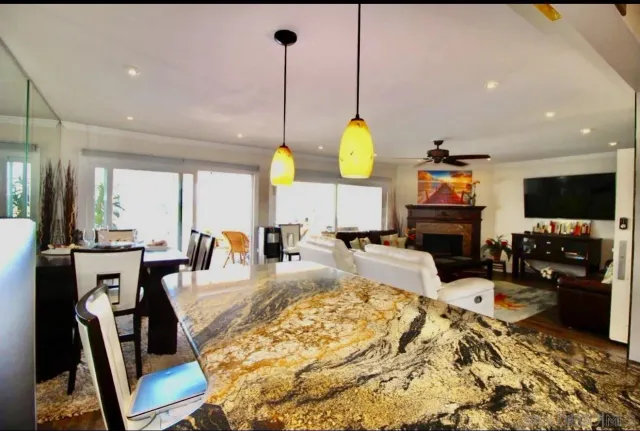 $1,799,000 | 10 Antigua Court, Coronado, CA 92118