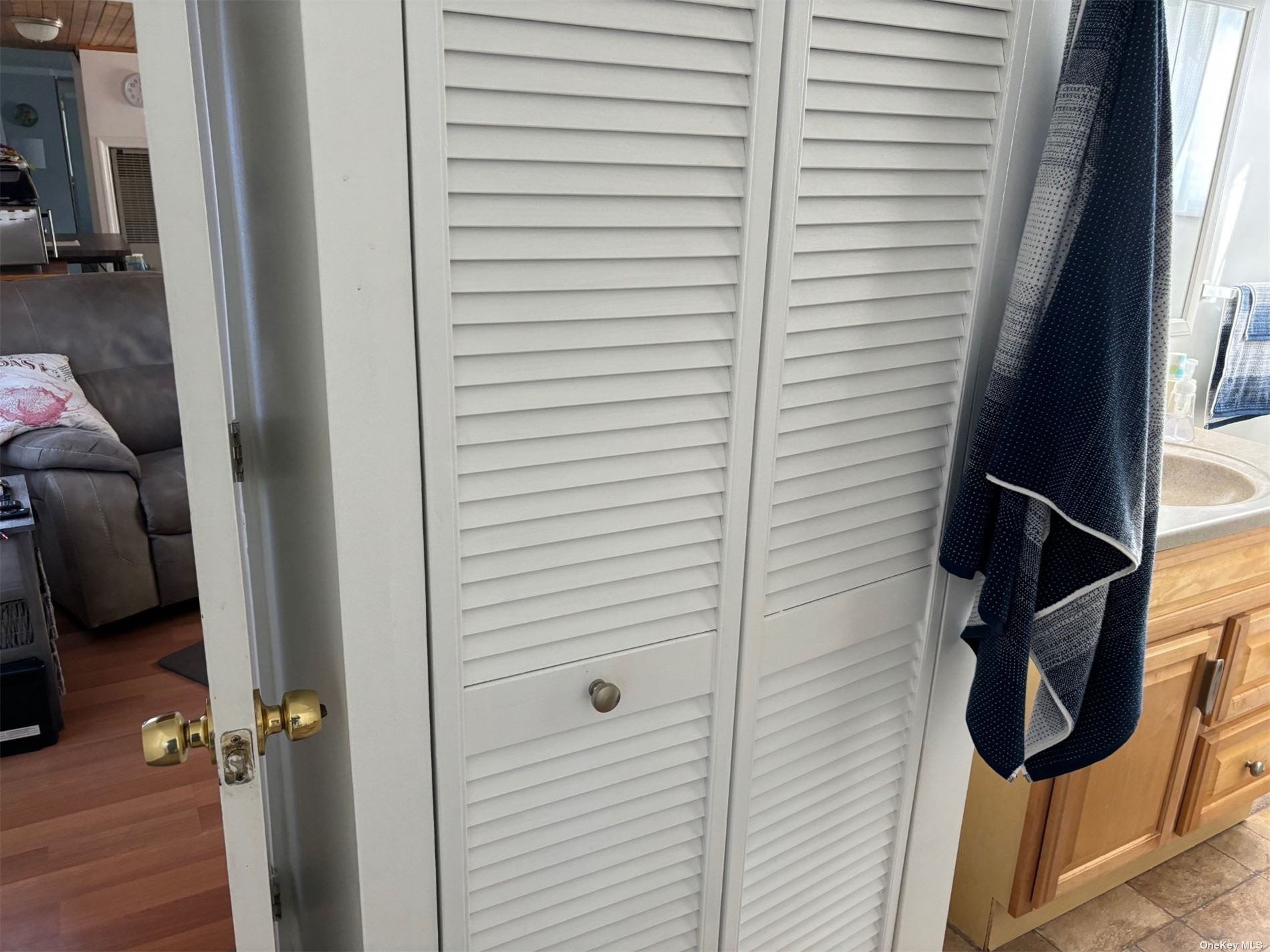 61-26 Forge Road Riverhead, NY 11901 - Photo 11 of 25