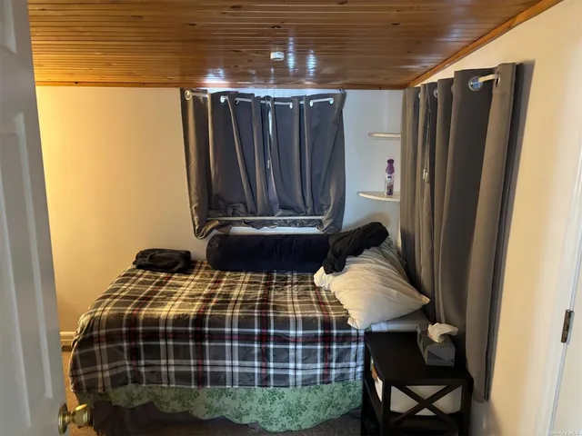 $181,000 | 61-26 Forge Road, Riverhead, NY 11901