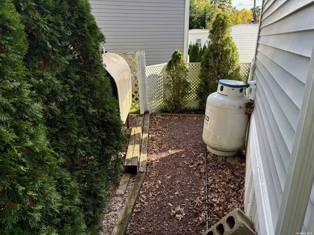 $181,000 | 61-26 Forge Road, Riverhead, NY 11901